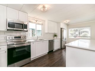 Photo 17: 251 1840 160 Street in Surrey: King George Corridor Manufactured Home for sale in "BREAKAWAY BAYS" (South Surrey White Rock)  : MLS®# R2574472