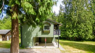 Photo 3: 274 KING Road in Gibsons: Gibsons & Area House for sale (Sunshine Coast)  : MLS®# R2837148