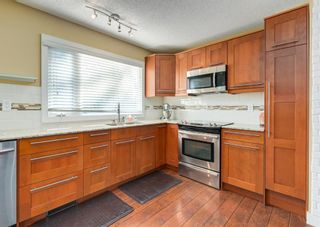 Photo 6: 222 Midridge Place SE in Calgary: Midnapore Semi Detached for sale : MLS®# A1255506