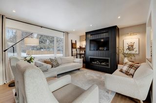 Photo 6: 44 Governor Drive SW in Calgary: Glamorgan Detached for sale : MLS®# A2020431