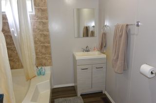 Photo 11: 1018 LUND Road in Houston: Houston - Town Manufactured Home for sale : MLS®# R2701022