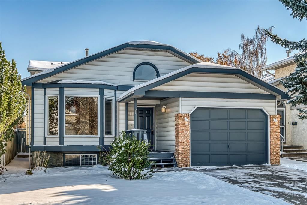 Main Photo: 211 Riverbrook Way SE in Calgary: Riverbend Detached for sale : MLS®# A1045487