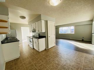 Photo 10: 784 Revilo Pl in VICTORIA: La Langford Proper Half Duplex for sale (Langford)  : MLS®# 832704
