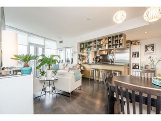 Photo 8: 3404 833 SEYMOUR Street in Vancouver: Downtown VW Condo for sale in "Capitol Residences" (Vancouver West)  : MLS®# R2458975