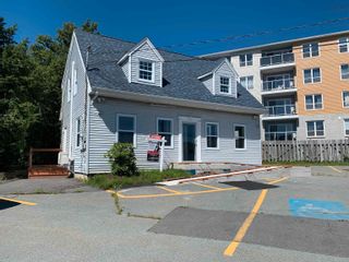 Photo 1: 3 Pinehill Drive in Lower Sackville: 25-Sackville Commercial  (Halifax-Dartmouth)  : MLS®# 202318531