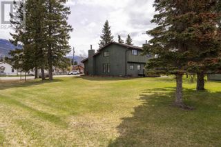 Photo 3: 803 3RD AVENUE in McBride: House for sale : MLS®# R2770244
