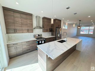 Photo 8: 7733 73 Avenue in Edmonton: Zone 17 House for sale : MLS®# E4382954