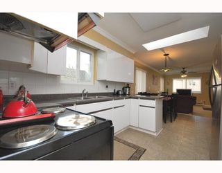 Photo 4: 4080 SLOCAN Street in Vancouver: Renfrew Heights House for sale (Vancouver East)  : MLS®# V793699