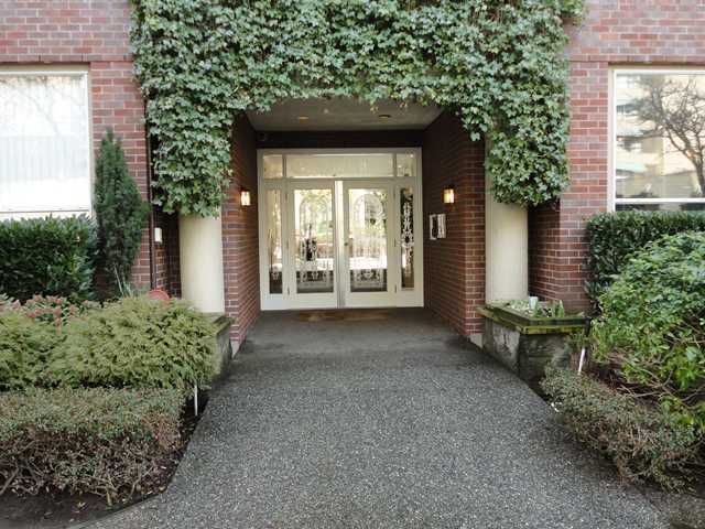 Main Photo: 107 1230 HARO Street in Vancouver: West End VW Condo for sale in "1230 HARO" (Vancouver West)  : MLS®# V876370