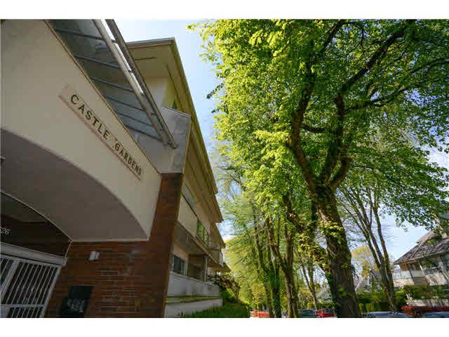 Main Photo: 102 3626 W 28TH Avenue in Vancouver: Dunbar Condo for sale in "Castle Gardens" (Vancouver West)  : MLS®# V1121831
