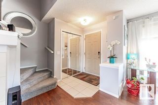 Photo 2: 5908 SOUTH TERWILLEGAR Boulevard in Edmonton: Zone 14 House Half Duplex for sale : MLS®# E4297319