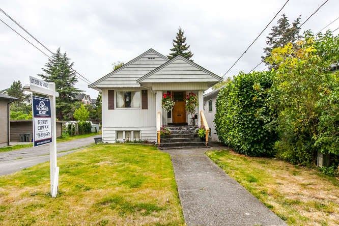 FEATURED LISTING: 4861 PRINCE EDWARD Street Vancouver