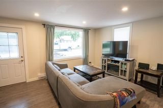 Photo 2: 632 Magnan Street in Winnipeg: Crestview Residential for sale (5H)  : MLS®# 202323657