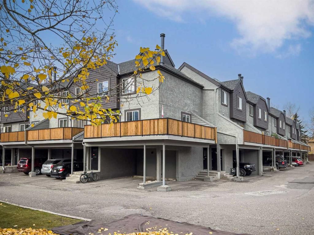 Main Photo: 9 1119 Railway Avenue: Canmore Apartment for sale : MLS®# A2102263
