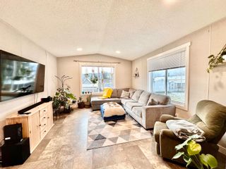 Photo 3: 19 95 LAIDLAW Drive in Smithers: Smithers - Rural Manufactured Home for sale (Smithers And Area)  : MLS®# R2832640