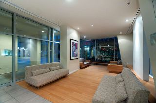 Photo 18: 304 1001 RICHARDS Street in Vancouver: Downtown VW Condo for sale in "MIRO" (Vancouver West)  : MLS®# R2326363