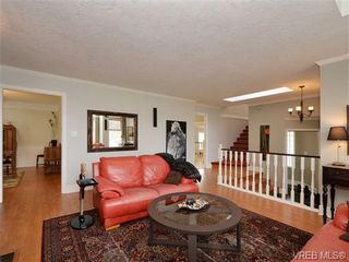 Photo 3: 4070 Beam Cres in VICTORIA: SE Mt Doug House for sale (Saanich East)  : MLS®# 692260