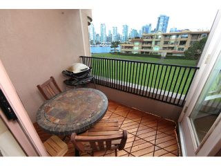 Photo 10: 313 1869 Spyglass Place in Vancouver: False Creek Condo for sale (Vancouver West)  : MLS®# V870454