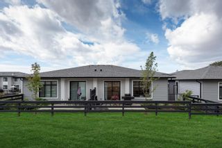 Photo 26: 59 15235 SITKA Drive in Surrey: Fleetwood Tynehead 1/2 Duplex for sale : MLS®# R2754097