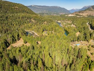 Photo 42: 2621 HIGHWAY 3A in Castlegar: House for sale : MLS®# 2475835