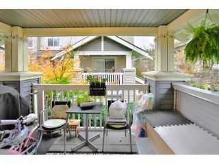 Photo 1: 37 7488 SOUTHWYNDE Avenue in Burnaby: South Slope Townhouse for sale in "LEDGESTONE 1" (Burnaby South)  : MLS®# R2017217