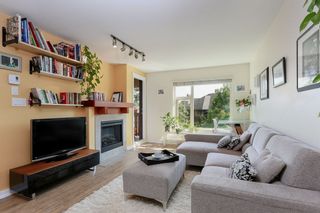 Photo 8: 304 625 PARK Crescent in New Westminster: GlenBrooke North Condo for sale in "WESTHAVEN" : MLS®# R2189118
