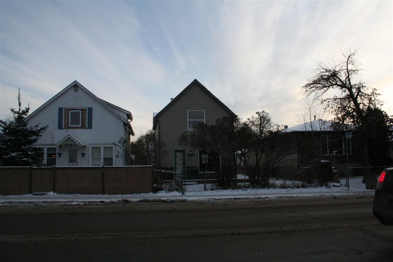 Main Photo: 11517 95 Street in Edmonton: Zone 05 House for sale : MLS®# E4273676