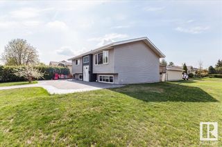 Photo 2: 8619 141 Ave NW in Edmonton: Zone 02 House for sale : MLS®# E4340237
