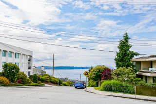Photo 25: 203 1330 MARTIN Street: White Rock Condo for sale in "The Coach House" (South Surrey White Rock)  : MLS®# R2382473
