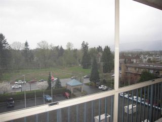 Photo 1: 601 12148 224 Street in Maple Ridge: East Central Condo for sale in "PANORAMA" : MLS®# R2158878