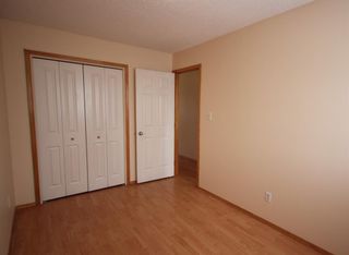 Photo 34: 40 Temple Place NE in Calgary: Temple Semi Detached for sale : MLS®# A1070458