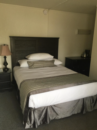 Photo 2: 20 room Motel for sale Northern BC: Business with Property for sale