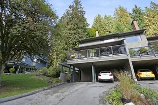 Photo 2: 822 FREDERICK Road in North Vancouver: Lynn Valley Townhouse for sale in "Lara Lynn" : MLS®# R2214486