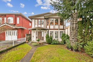 Photo 1: 3148 E 28TH Avenue in Vancouver: Renfrew Heights House for sale (Vancouver East)  : MLS®# R2847412