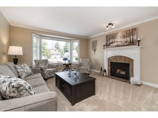 Photo 4: 15466 91A Avenue in Surrey: Fleetwood Tynehead House for sale : MLS®# R2389353