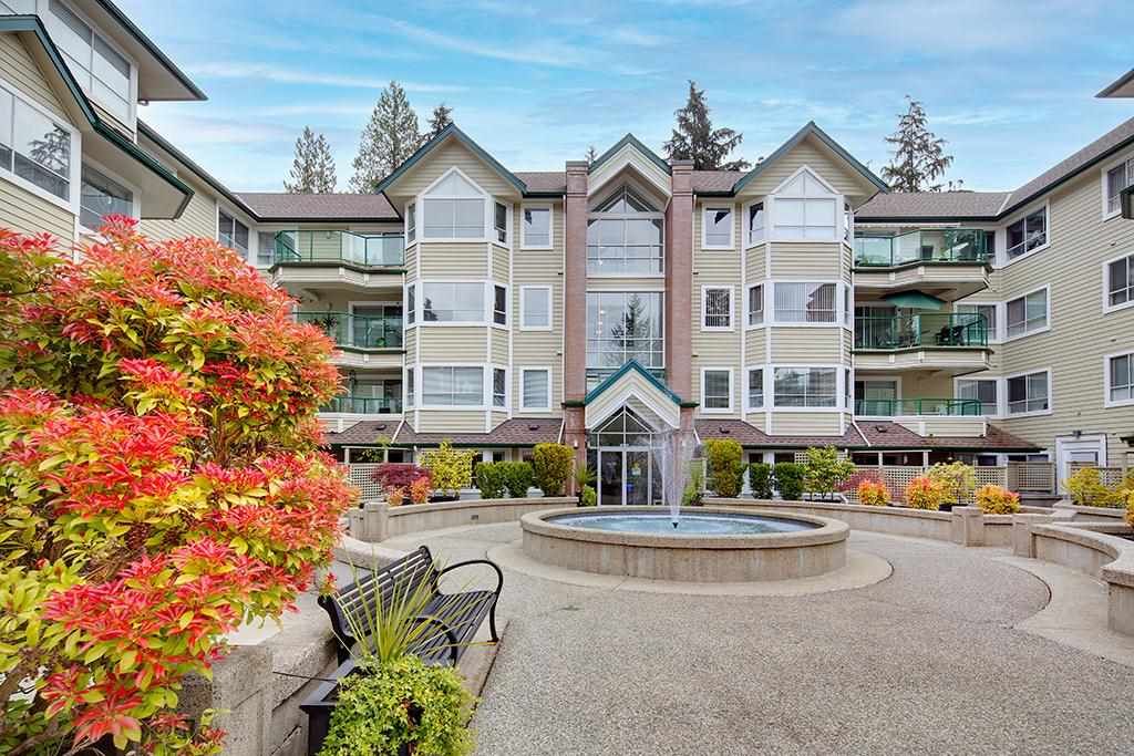 Main Photo: 403 3690 BANFF Court in North Vancouver: Northlands Condo for sale in "PARKGATE MANOR" : MLS®# R2575045