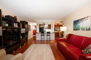 Photo 10: 205 2100 W 3RD Avenue in Vancouver: Kitsilano Condo for sale in "Panora Place" (Vancouver West)  : MLS®# R2387514