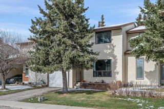 Photo 2: 140 Silvergrove Hill NW in Calgary: Silver Springs Row/Townhouse for sale : MLS®# A2123492