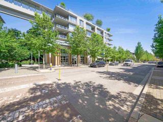 Photo 1: 604 3382 WESBROOK Mall in Vancouver: University VW Condo for sale in "Tapestry at Wesbrook Village UBC" (Vancouver West)  : MLS®# R2587445