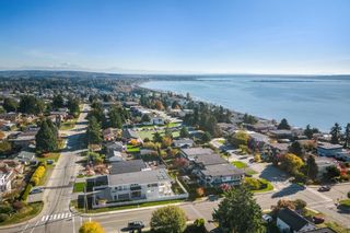 Photo 23: 15338 PACIFIC Avenue: White Rock House for sale in "White Rock Centre Uptown" (South Surrey White Rock)  : MLS®# R2864004