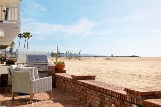 Photo 6: House for sale : 4 bedrooms : 520 W Oceanfront in Newport Beach