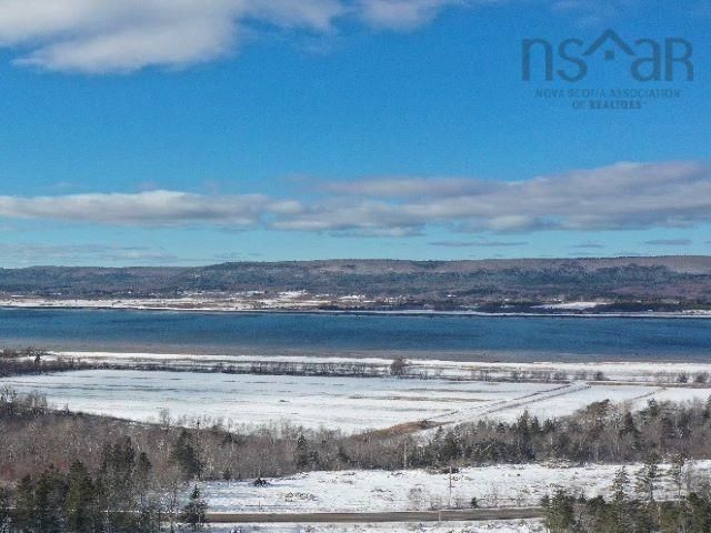 Main Photo: No 1 Highway in Upper Clements: 400-Annapolis County Vacant Land for sale (Annapolis Valley)  : MLS®# 202200424