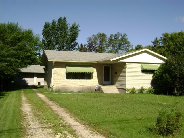 Main Photo:  in WINNIPEG: Charleswood Residential for sale (South Winnipeg)  : MLS®# 1013901