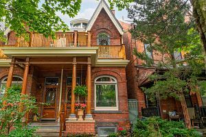 Photo 2: 125 Macdonell Avenue in Toronto: Roncesvalles House (3-Storey) for sale (Toronto W01)  : MLS®# W7300926