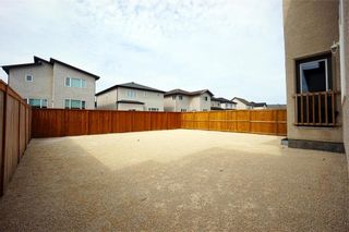 Photo 3: 386 Bonaventure Drive West in Winnipeg: Bonavista Residential for sale (2J)  : MLS®# 202307468
