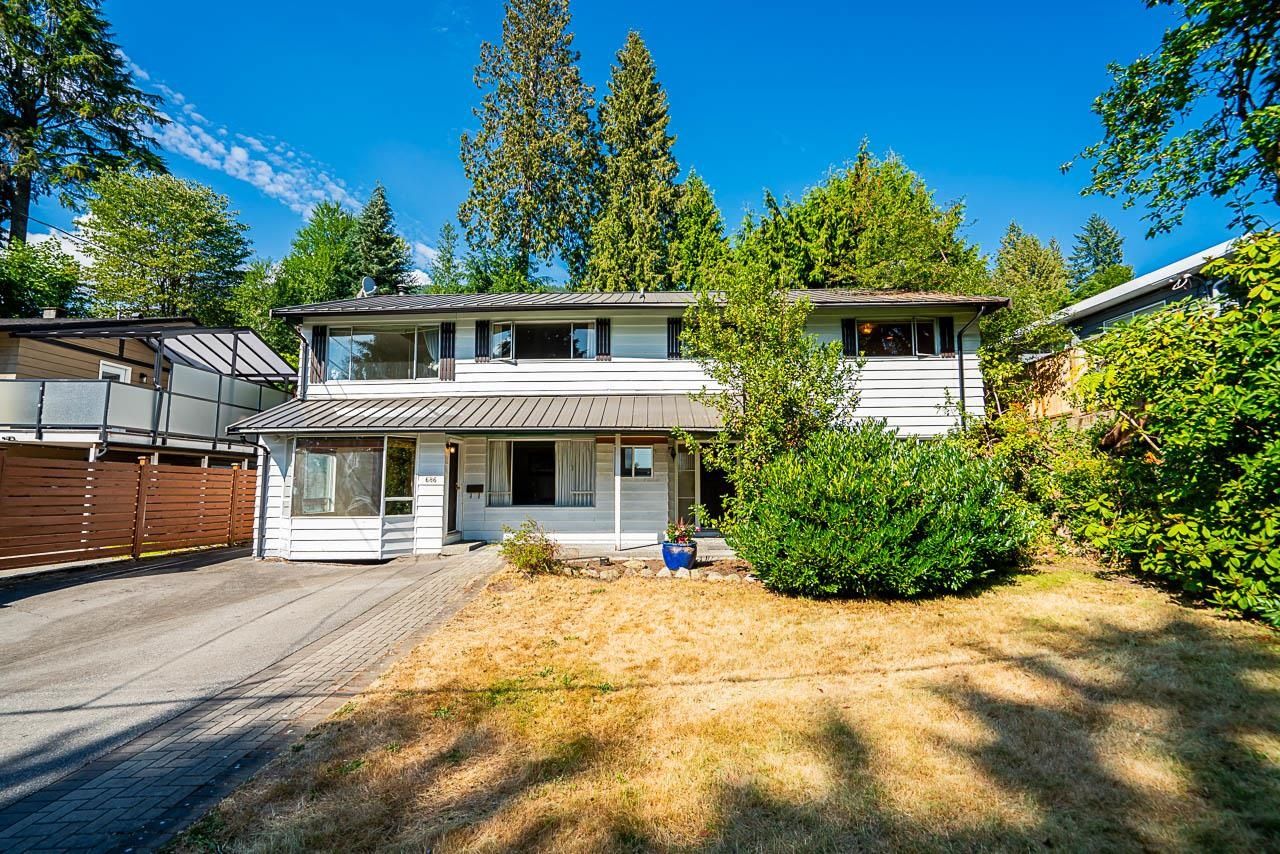 Main Photo: 686 CRYSTAL Court in North Vancouver: Canyon Heights NV House for sale : MLS®# R2798224
