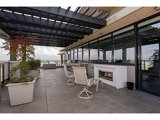 FEATURED LISTING: 3302 - 2077 ROSSER Avenue Burnaby