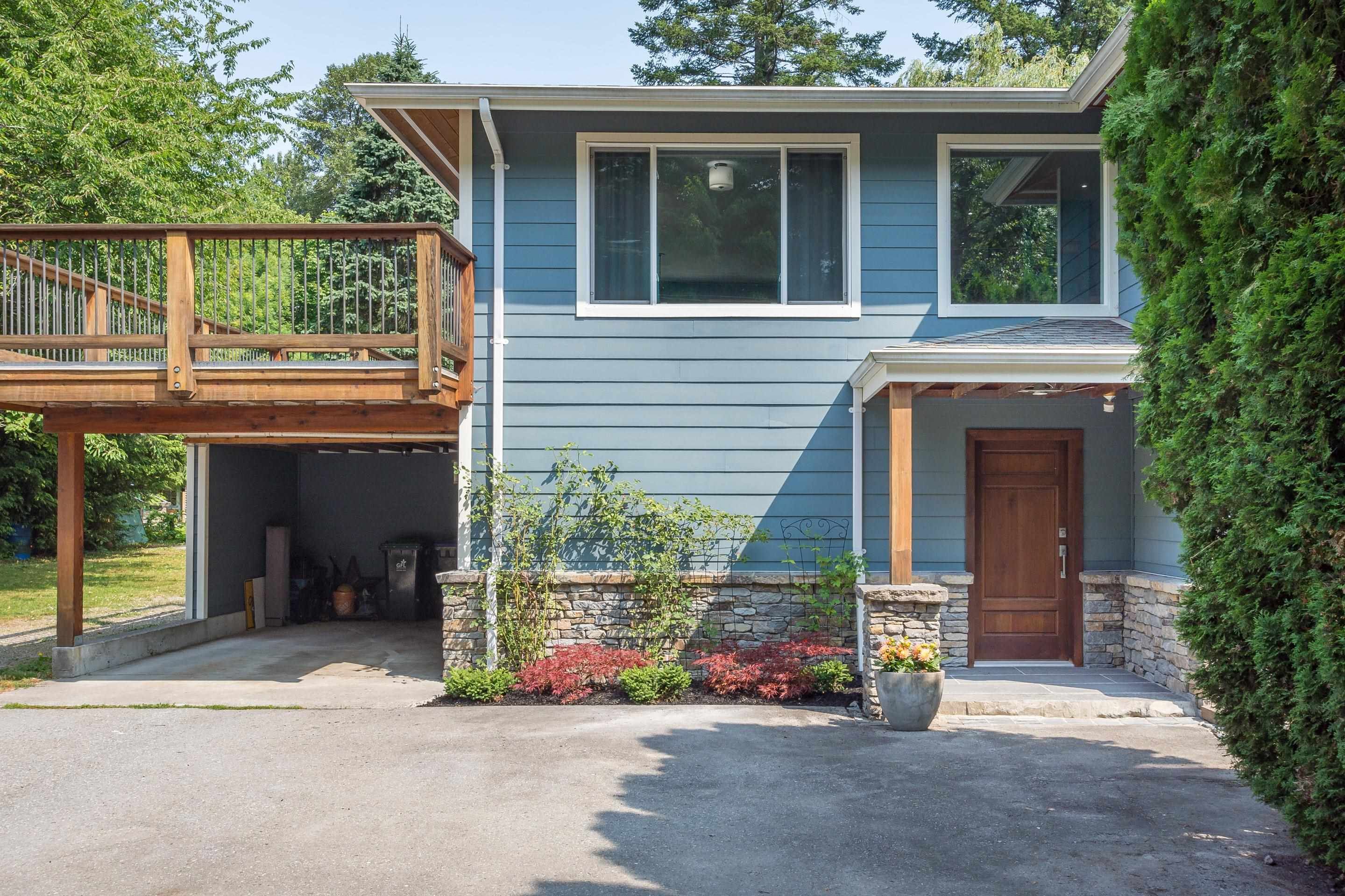 Main Photo: 1269 JUDD Road in Squamish: Brackendale House for sale : MLS®# R2820541