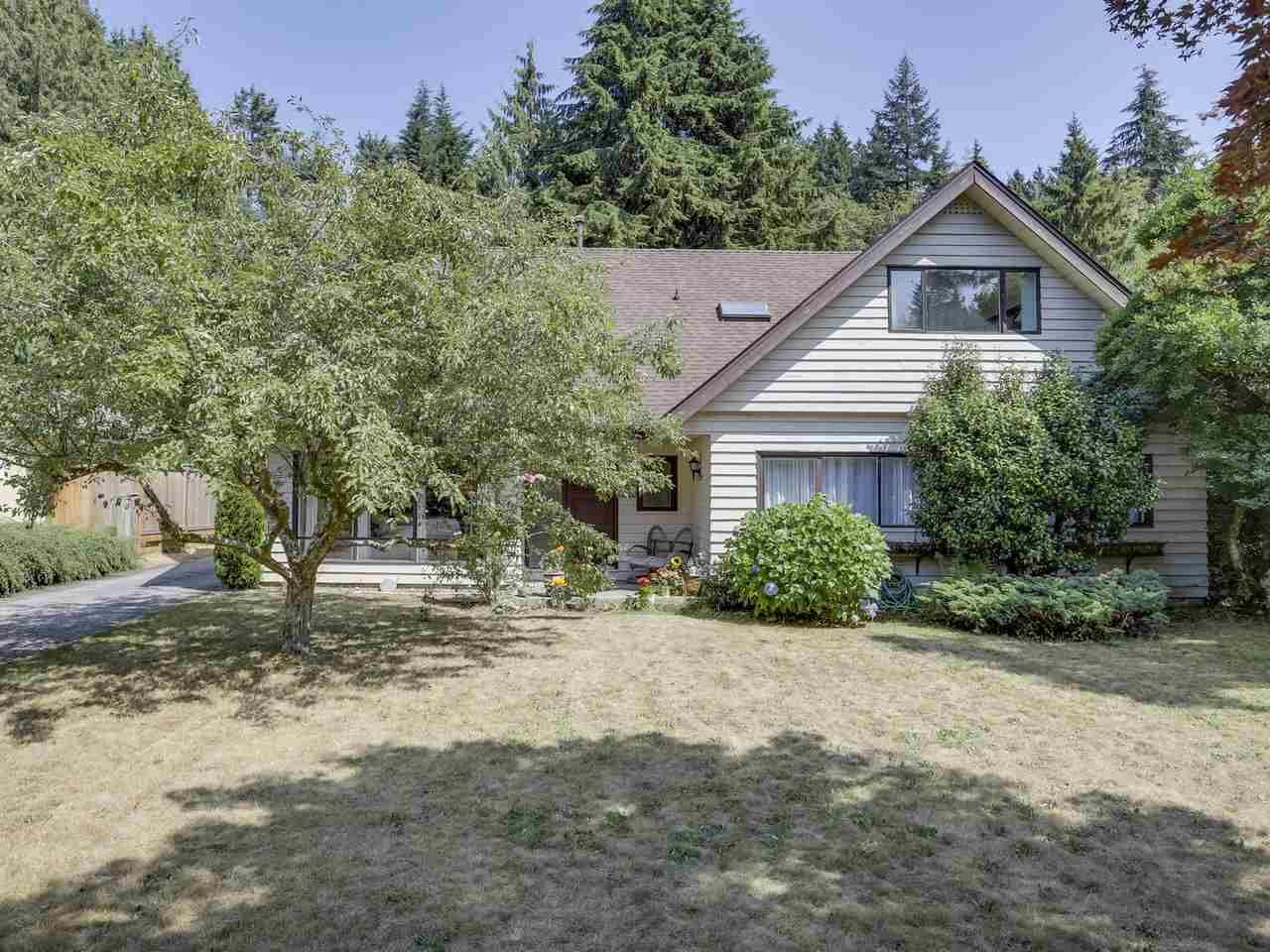 Main Photo: 5730 CRANLEY Drive in West Vancouver: Eagle Harbour House for sale : MLS®# R2293424