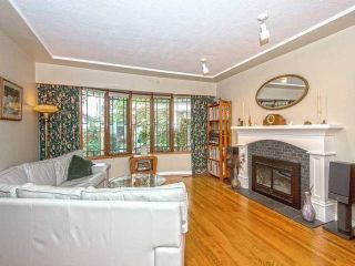 Photo 2: 3249 GARDEN Drive in Vancouver: Grandview VE House for sale (Vancouver East)  : MLS®# R2009346